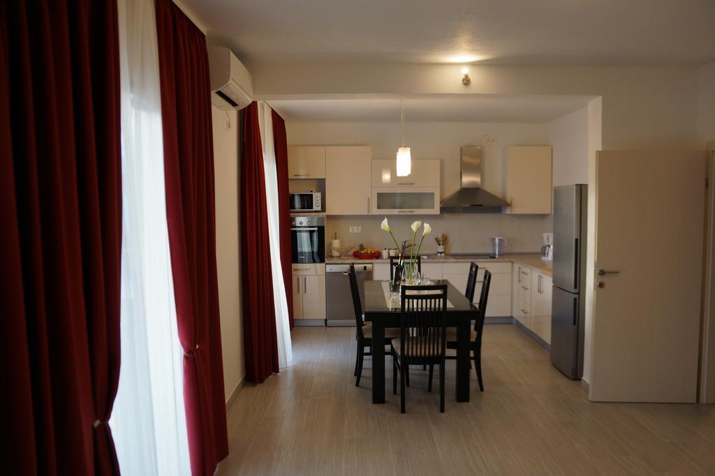 Apartments Kadulja Trogir Pokoj fotografie