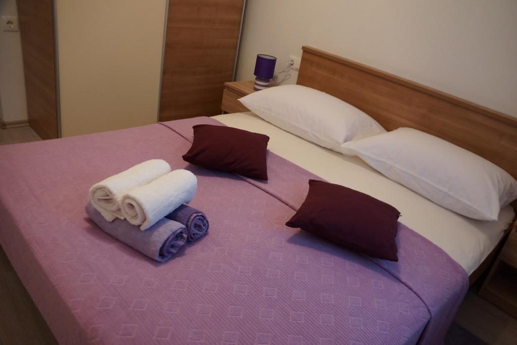 Apartments Kadulja Trogir Pokoj fotografie